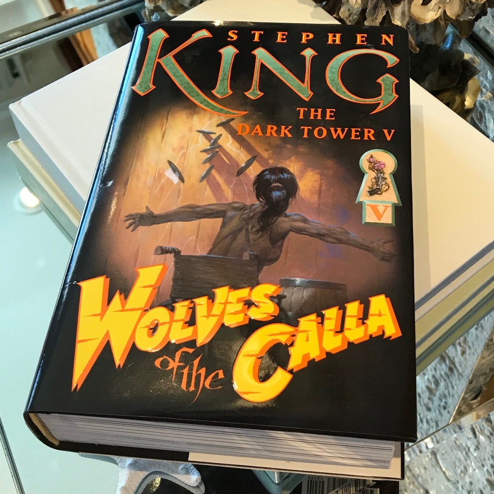 FIRST EDITION STEPHEN KING THE DARK TOWER V : WOLVES OF THE CALLA HARD COVER